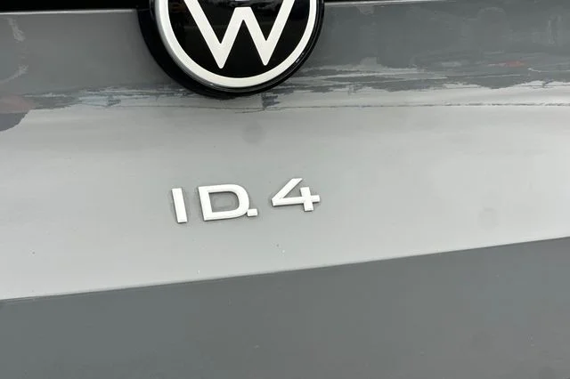 Used 2023 Gray Volkswagen Pro S image 34