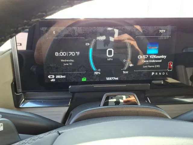 Used 2026 Void Black GMC 2X image 18