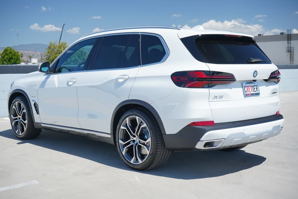 New 2026 Alpine White BMW xDrive50e image 8