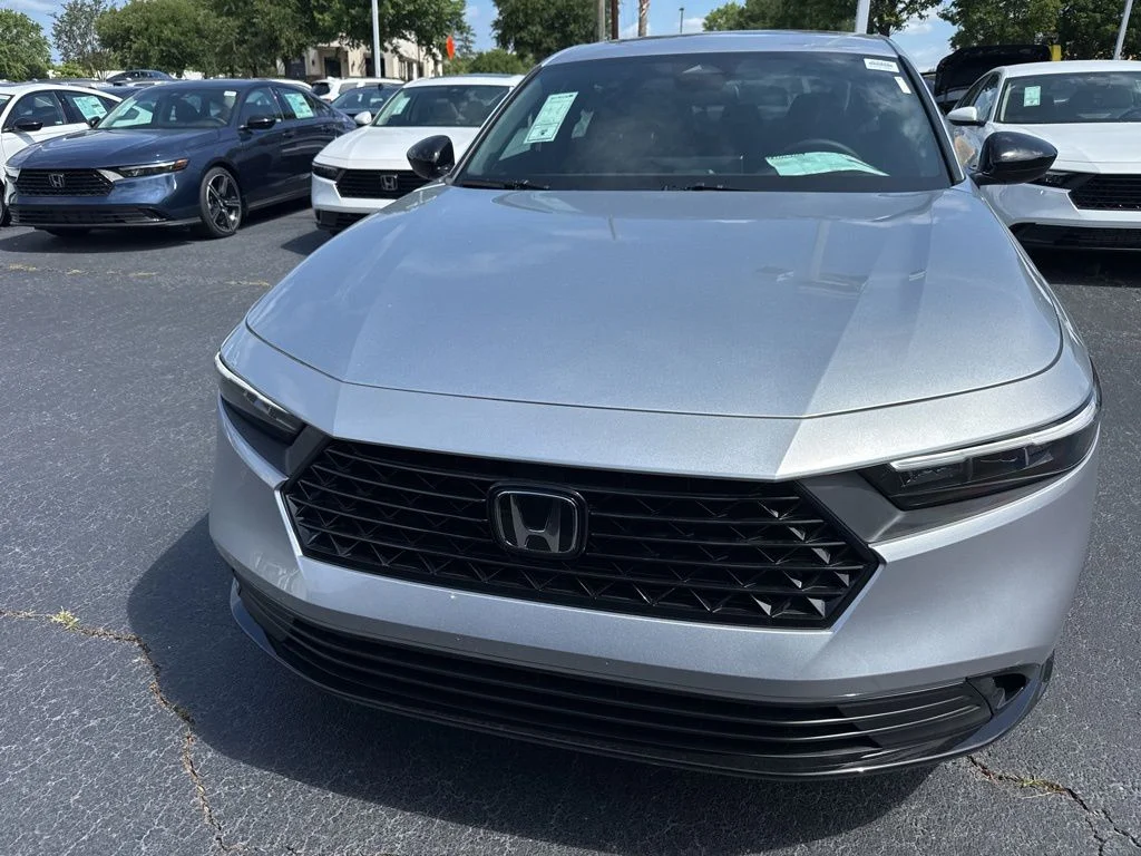 New 2026 Solar Silver Metallic Honda Sport-L image 7