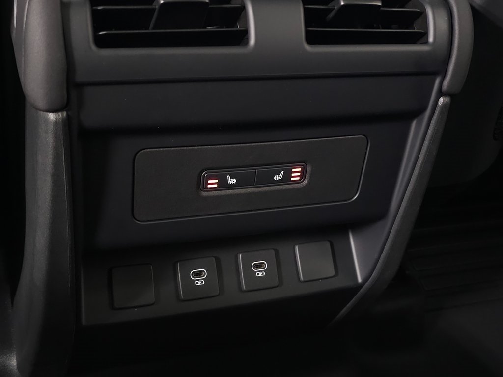 2025 LAND ROVER DEFENDER - Image 40