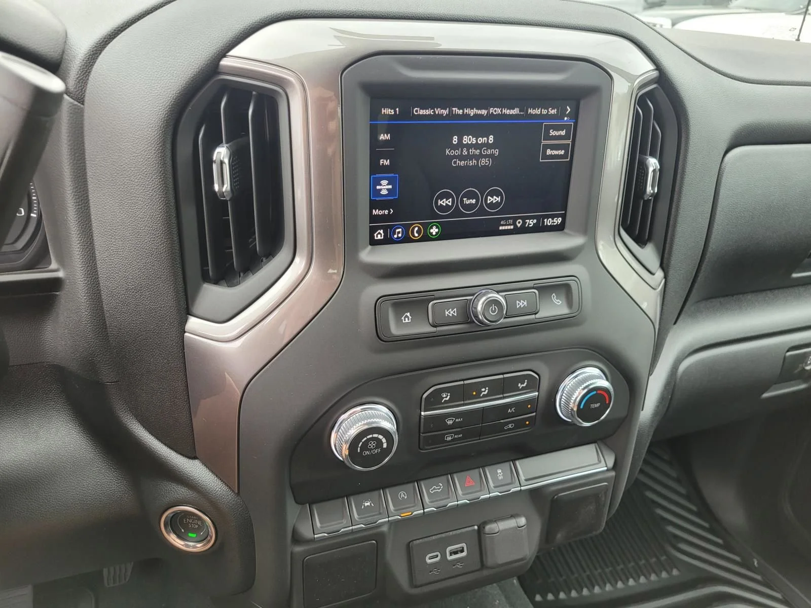2026 GMC Sierra 1500 Pro - Photo 10