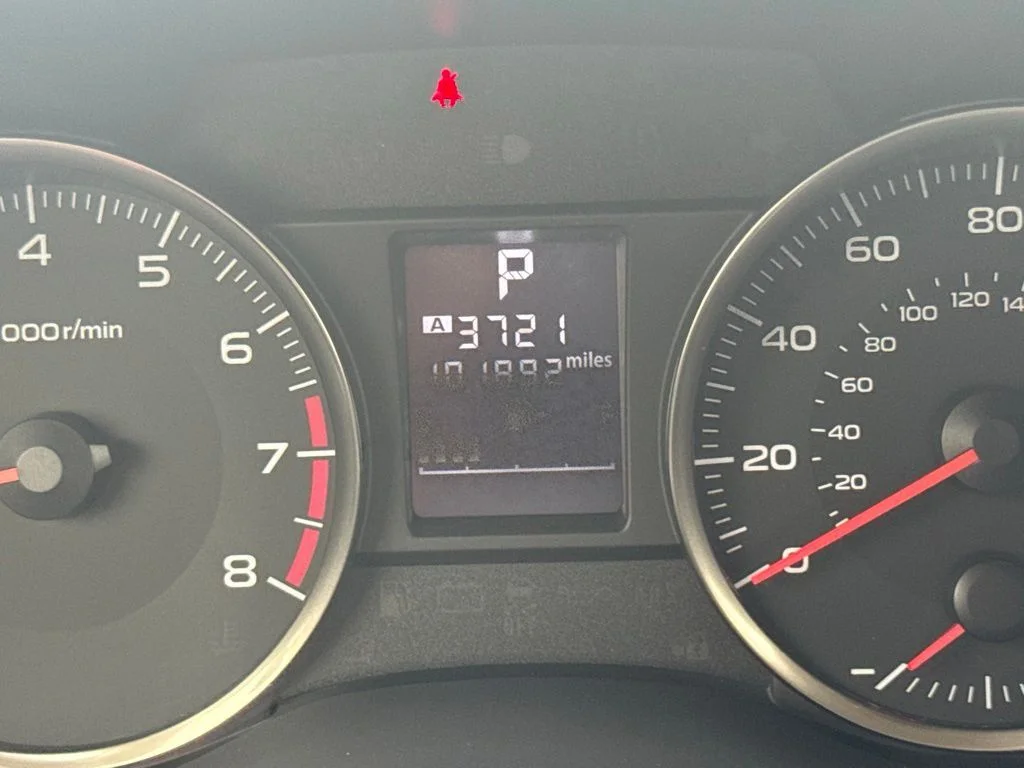 Used 2017 Gray Subaru 2.0i Premium image 11