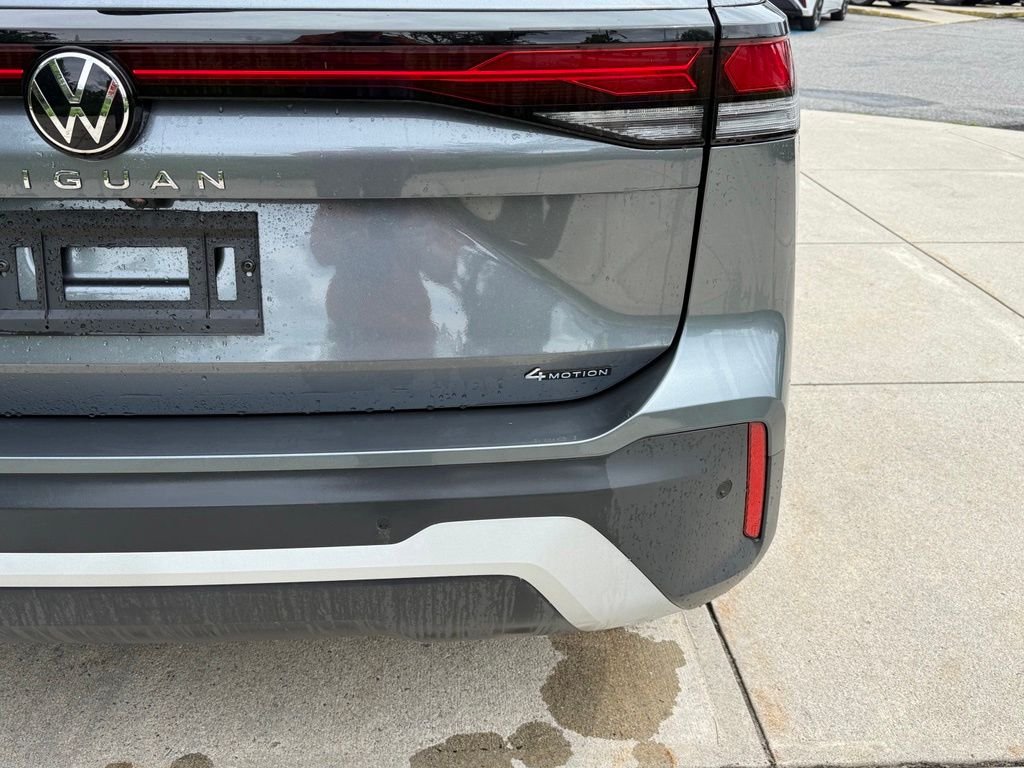 New 2026 Gray Volkswagen 2.0T SE image 15