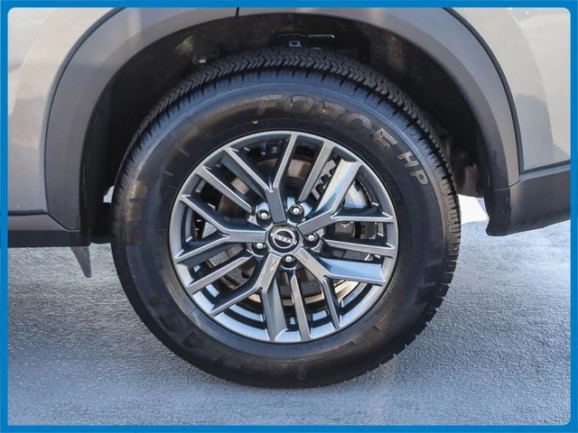 Used 2024 Gray Nissan S image 15