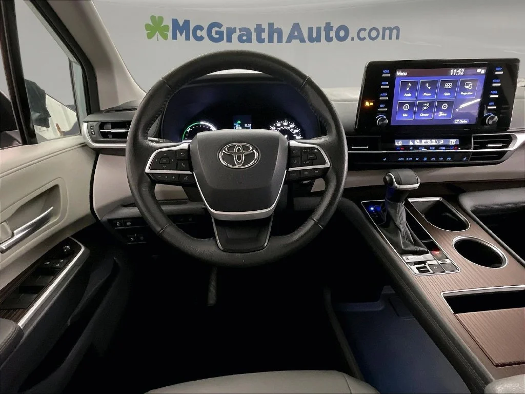Used 2023 Silver Toyota XLE image 7