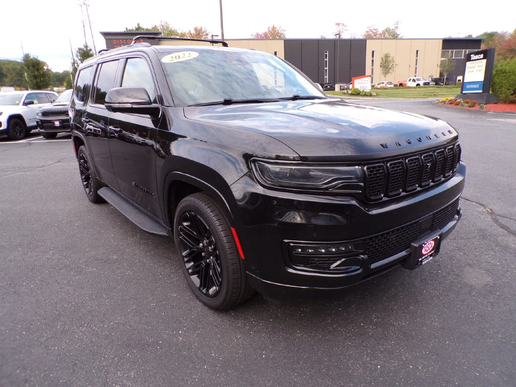 Used 2022 Black Jeep Series III image 1