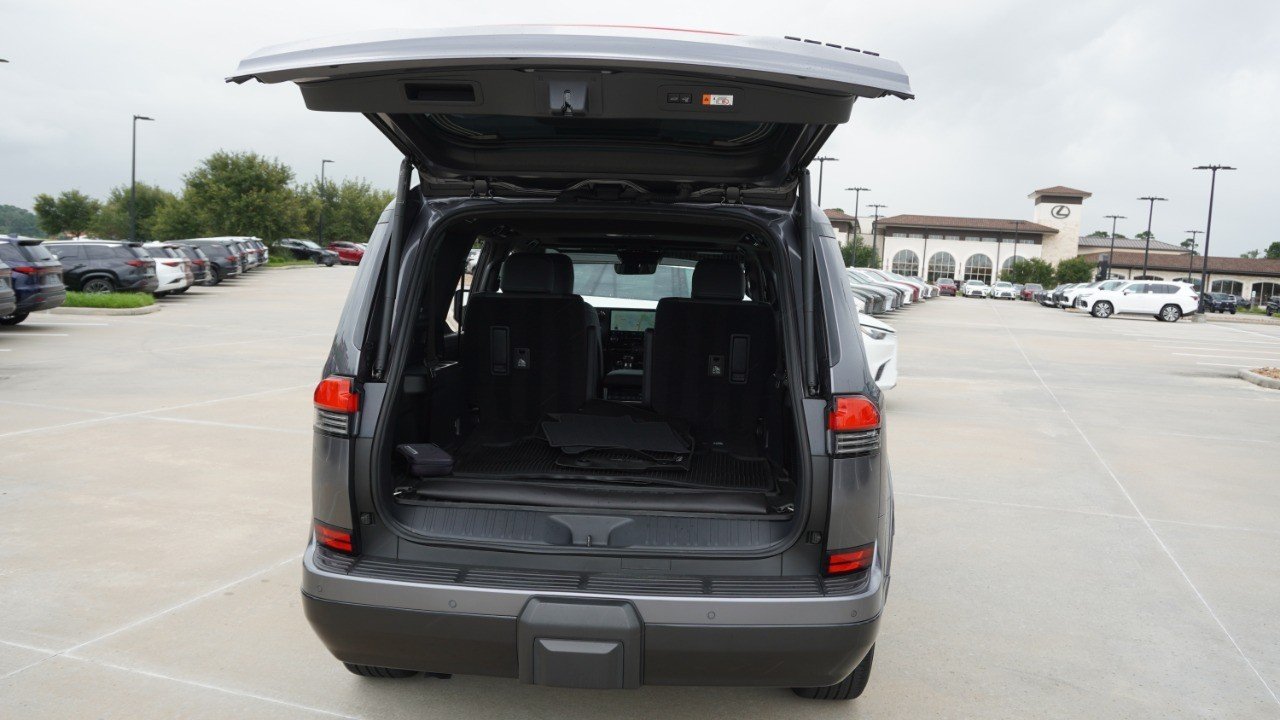 Used 2024 Gray Lexus GX 550 Luxury image 40