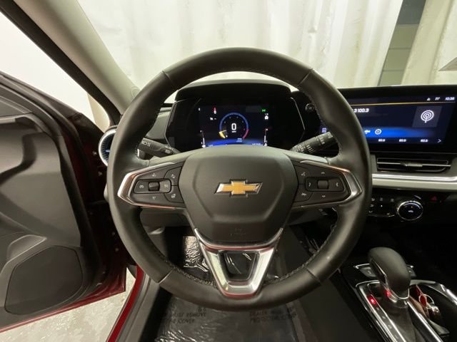 Used 2025 Red Chevrolet LT image 11
