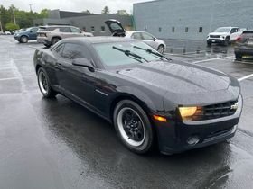 Used 2011 Black Chevrolet 1LS image 3