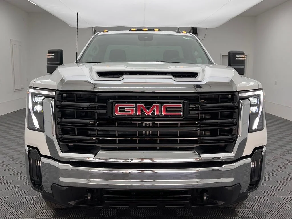 2026 GMC Sierra 3500HD Pro - Photo 12