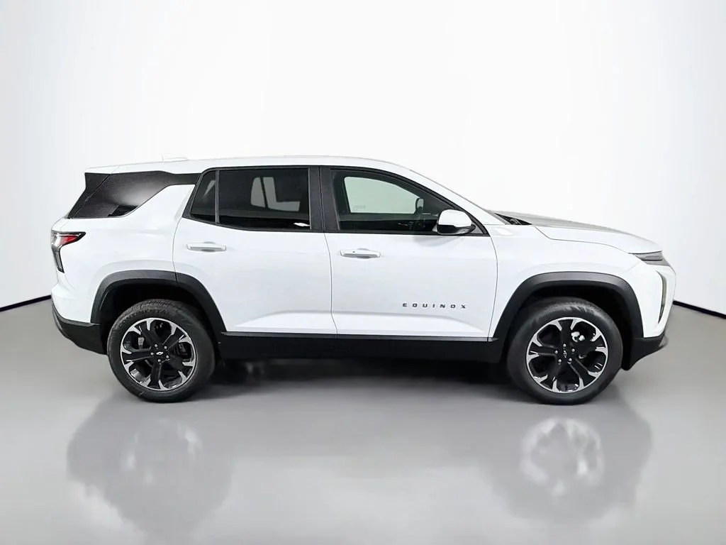 New 2027 Summit White Chevrolet LT image 8