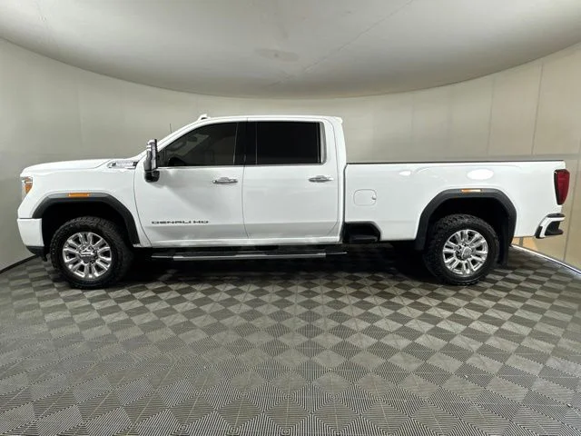 Used 2023 Summit White GMC Denali image 7