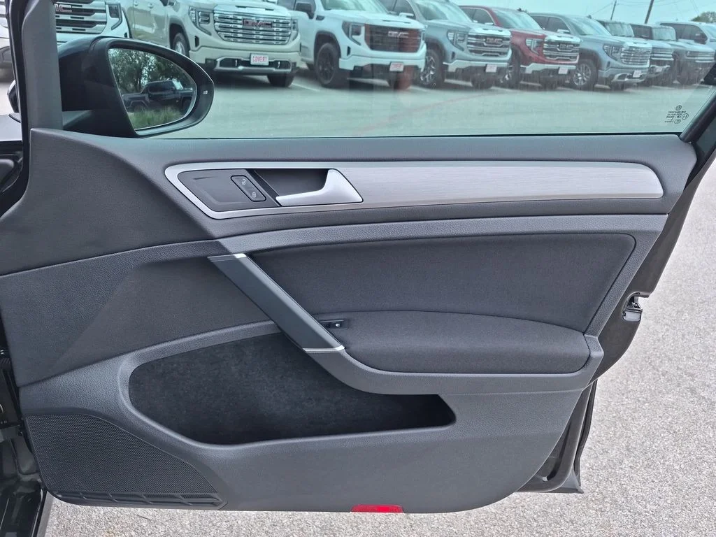 Used 2016 Black Volkswagen S image 35