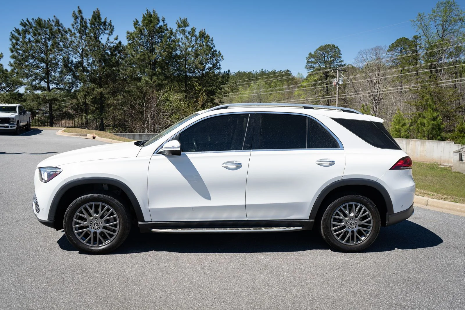 Used 2021 White Mercedes-Benz GLE 350 image 5