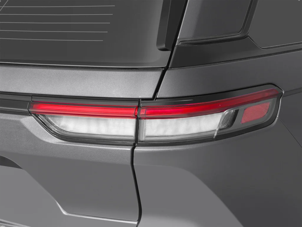 Used 2022 Gray Jeep Limited image 16