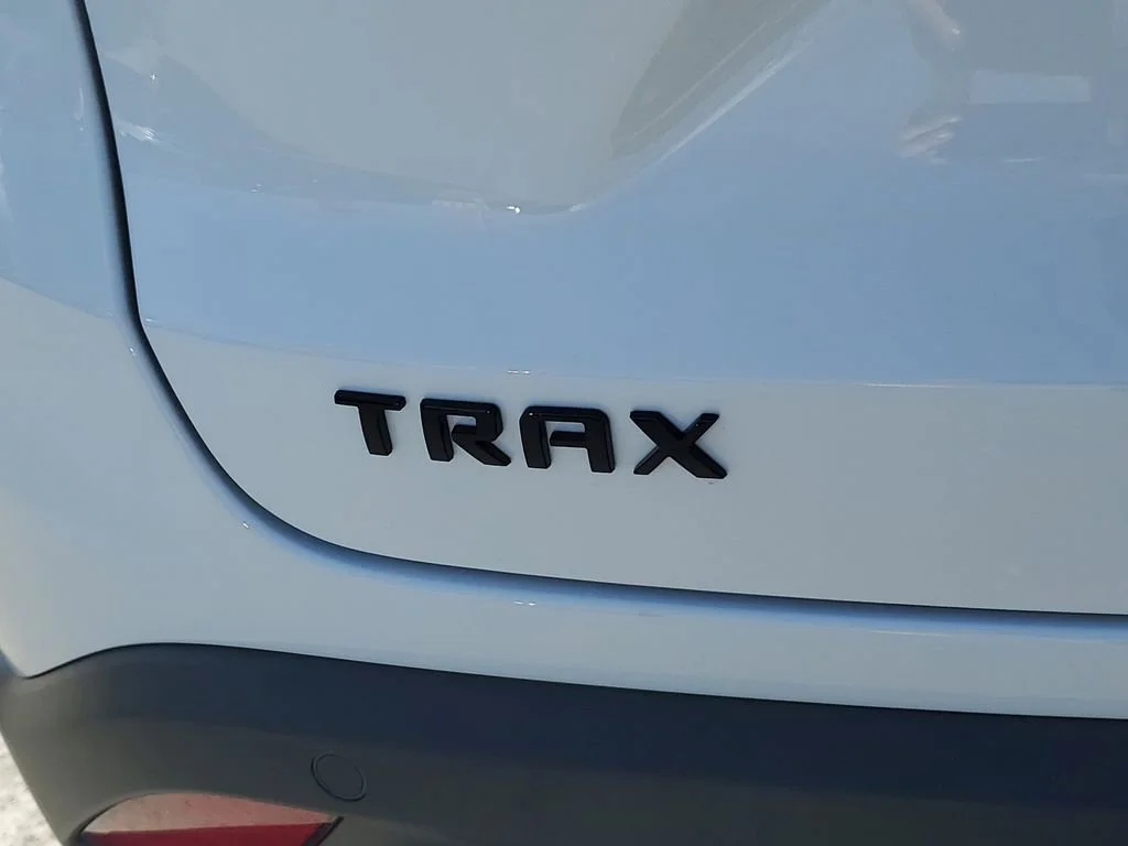 2026 Chevrolet Trax RS - Photo 8