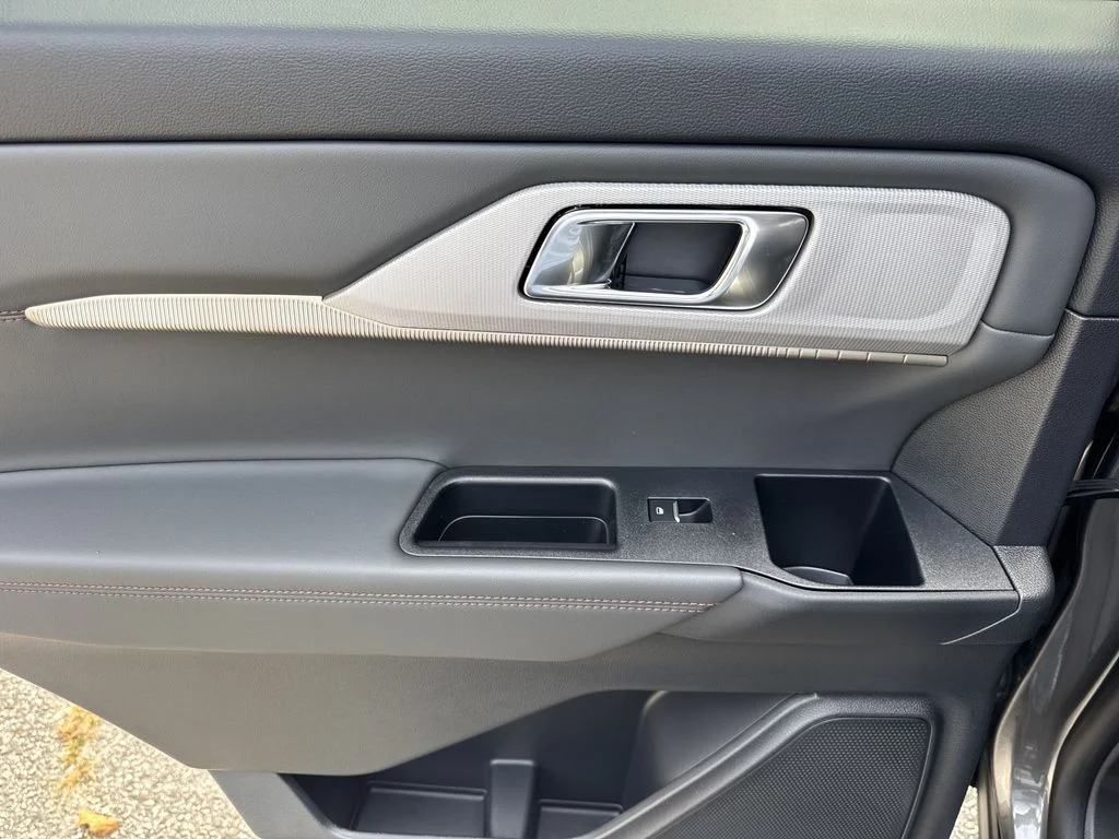 New 2026 Gray Ford Active image 21