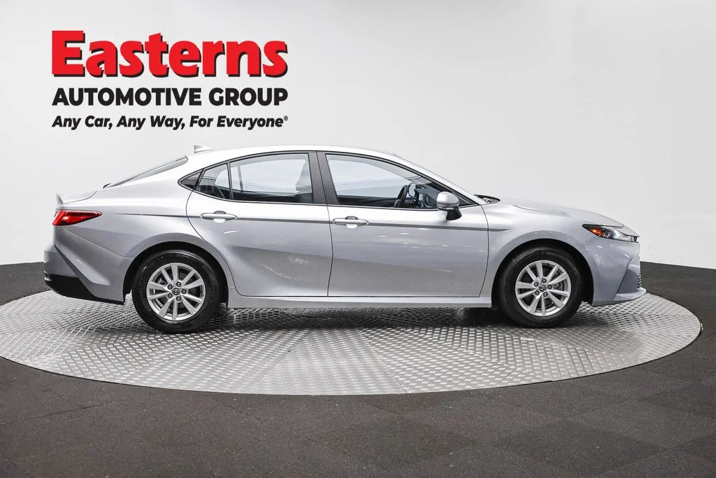 Used 2025 Silver Toyota LE image 4