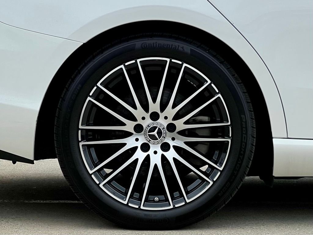 2024 Mercedes-Benz C-Class Sedan C 300 - Photo 10