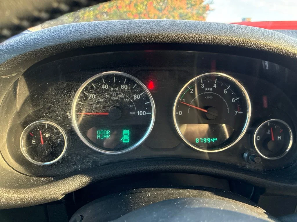 Used 2016 Gray Jeep Unlimited Sahara image 16