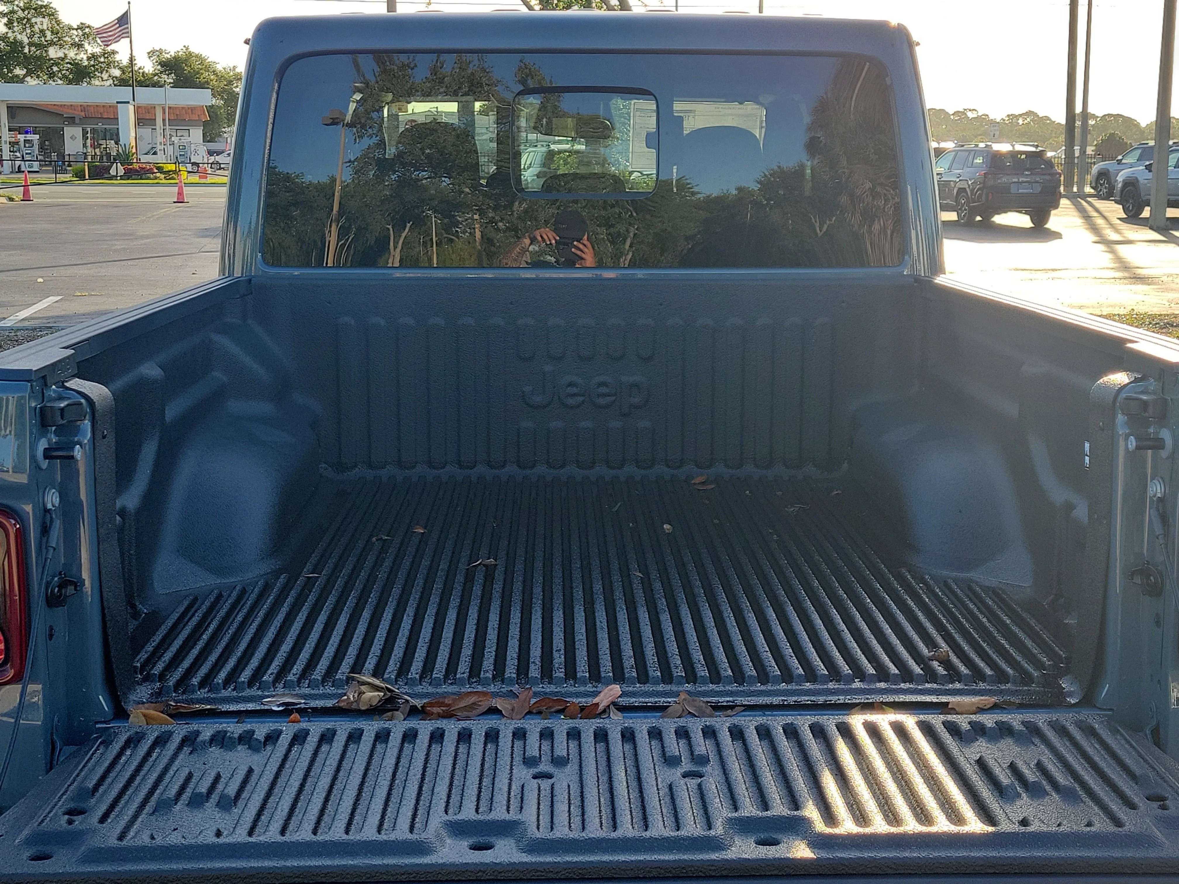 New 2026 Anvil Clearcoat Jeep Mojave image 10