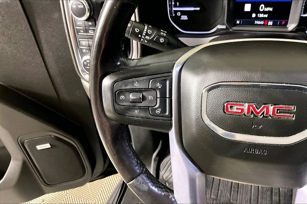 Certified Used 2022 Onyx Black GMC SLT image 14