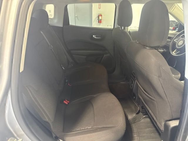 Used 2021 Silver Jeep Sport image 19