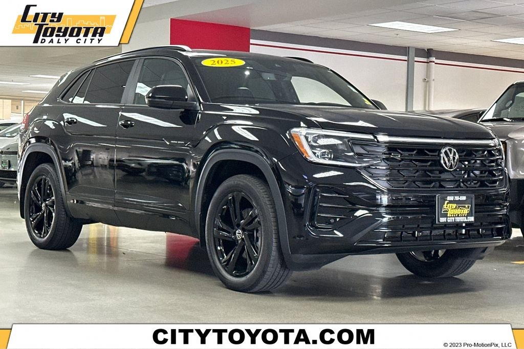2025 Volkswagen Atlas Cross Sport SEL R-LINE