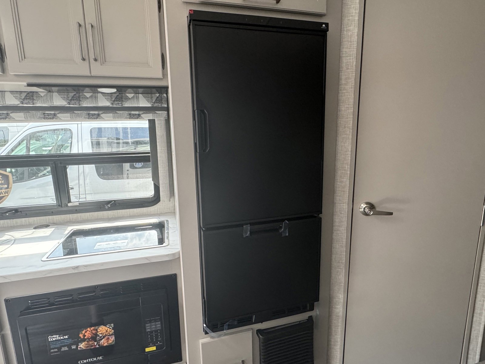 New 2025 Tan Thor Motor Coach 23TW image 18