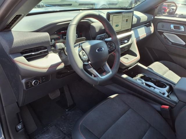 2025 Ford Explorer ST - Photo 10