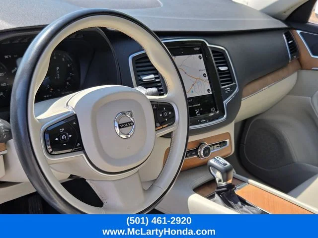 Used 2022 Crystal White Metallic Volvo T5 Momentum image 9