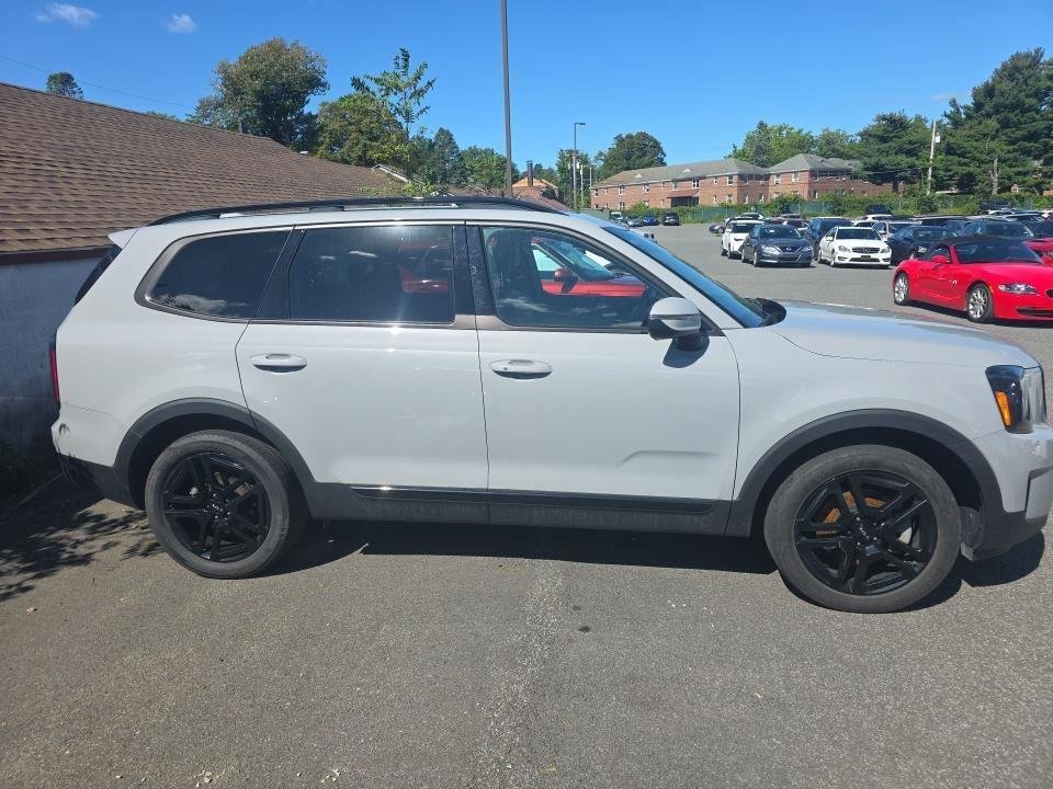 Used 2024 Gray Kia EX X-Line image 6