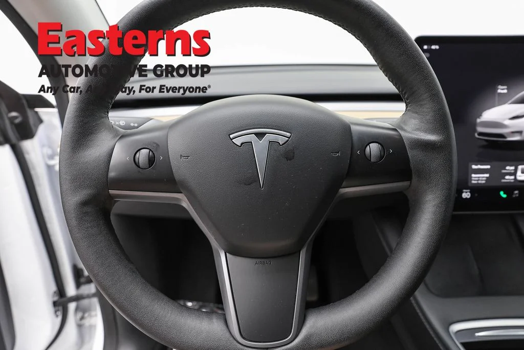 Used 2022 White Tesla Long Range image 10
