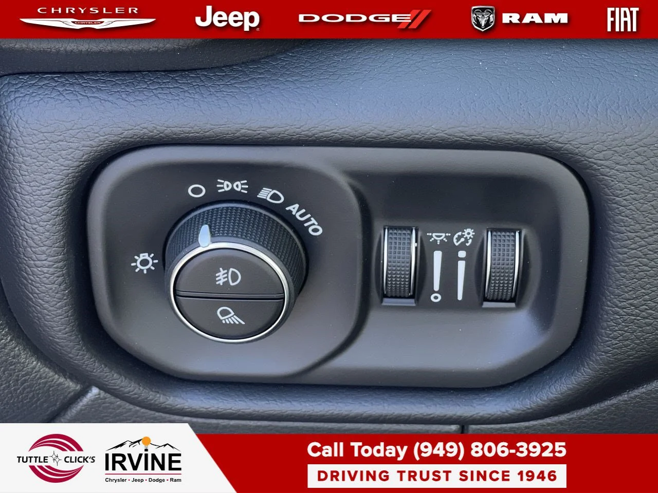 New 2026 Bright White Clear-Coat Exterior Paint RAM Laramie image 29