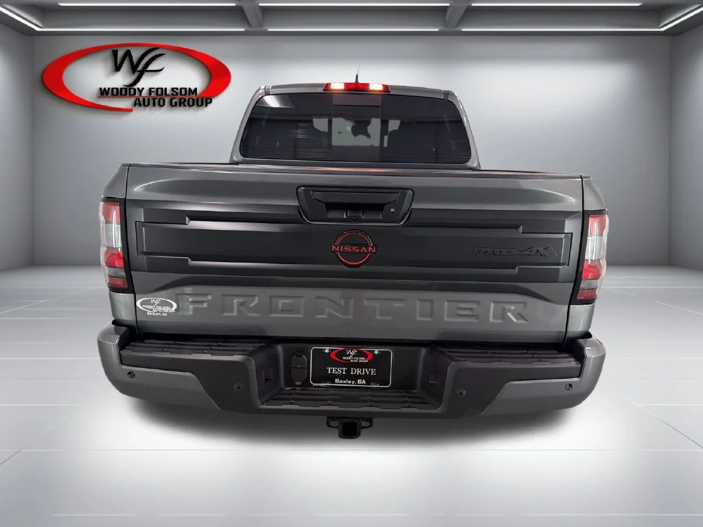 New 2027 Gray Nissan PRO-4X image 7