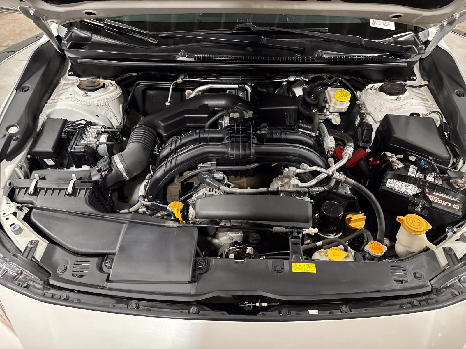 Used 2018 White Subaru 2.0i Premium image 23