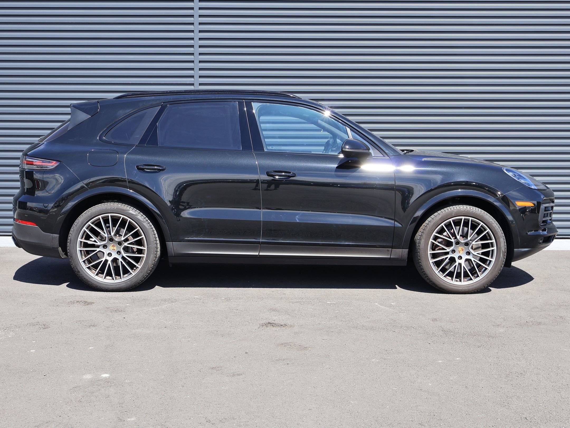Certified Used 2023 Chromite Black Metallic Porsche Platinum Edition image 8