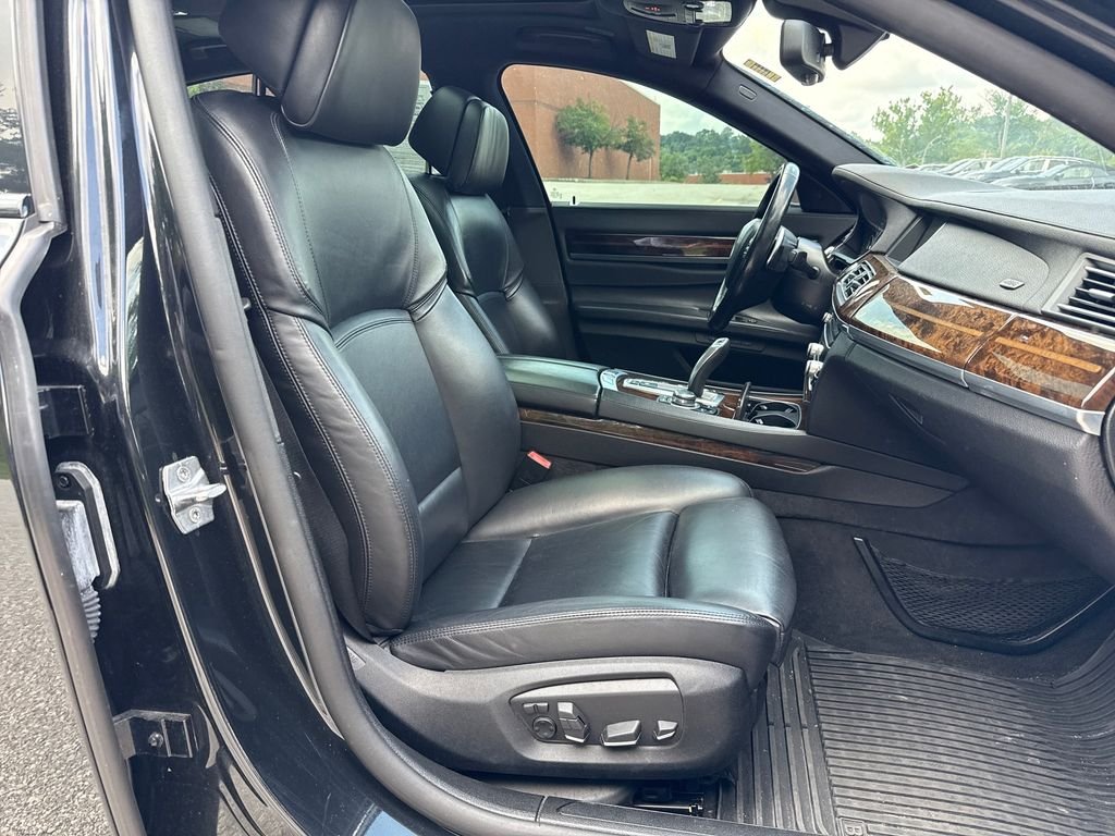 Used 2013 Black BMW 750Li xDrive image 31