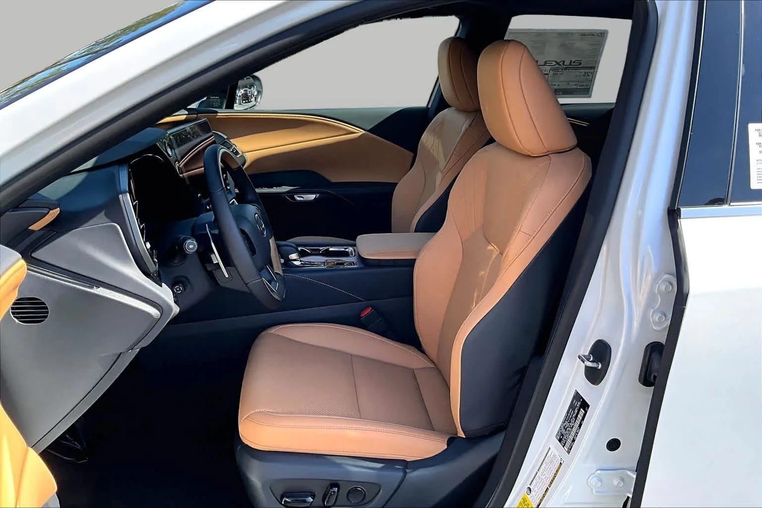 New 2026 Eminent White Pearl Lexus PREMIUM image 18