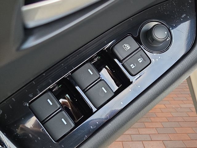 Used 2025 Quartz Metallic Mazda 2.5 S Preferred Package image 18