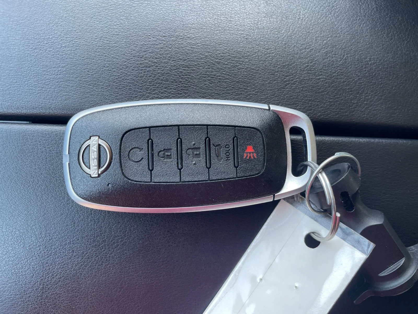 Used 2025 Gray Nissan SL image 29