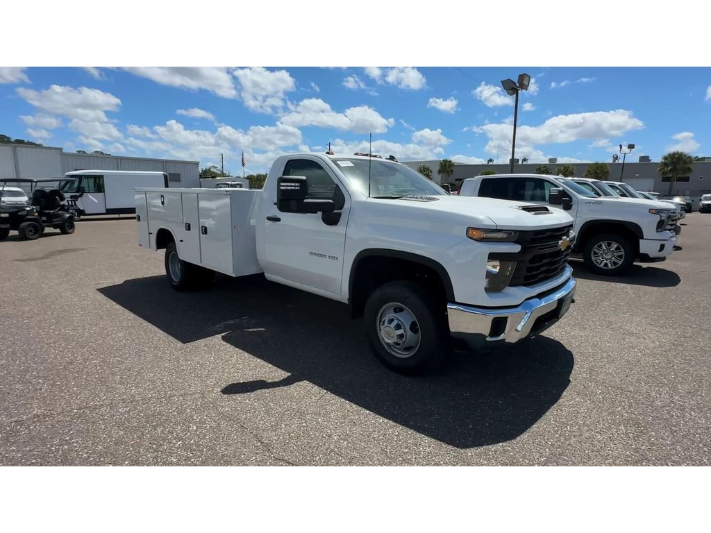 New 2026 Summit White Chevrolet Work Truck image 8