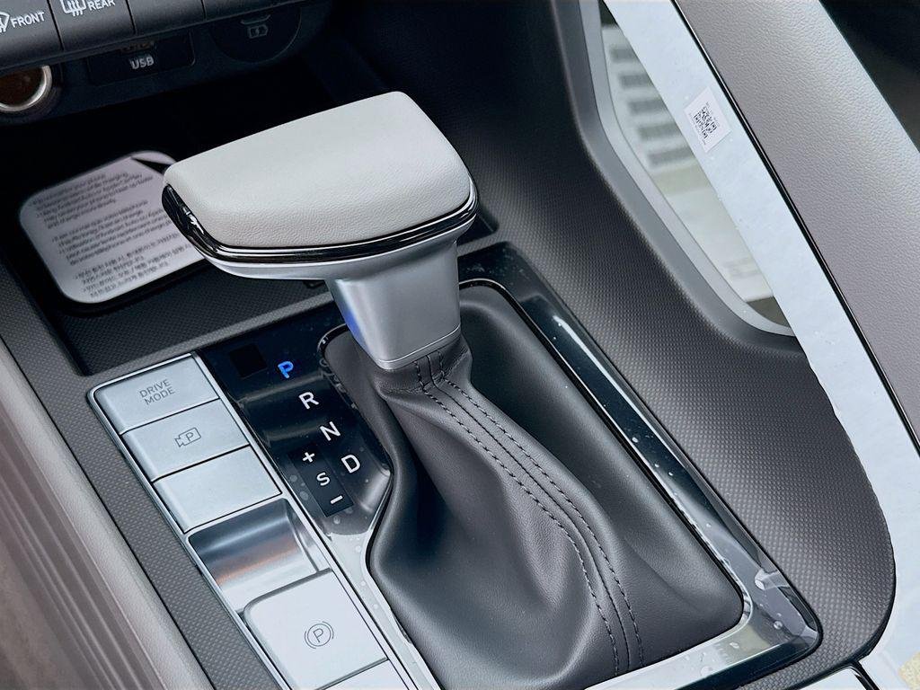 New 2026 Amazon Gray Hyundai SEL Sport Premium image 13