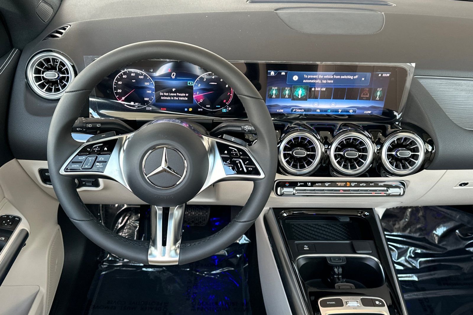 New 2026 Black Mercedes-Benz GLA 250 image 14