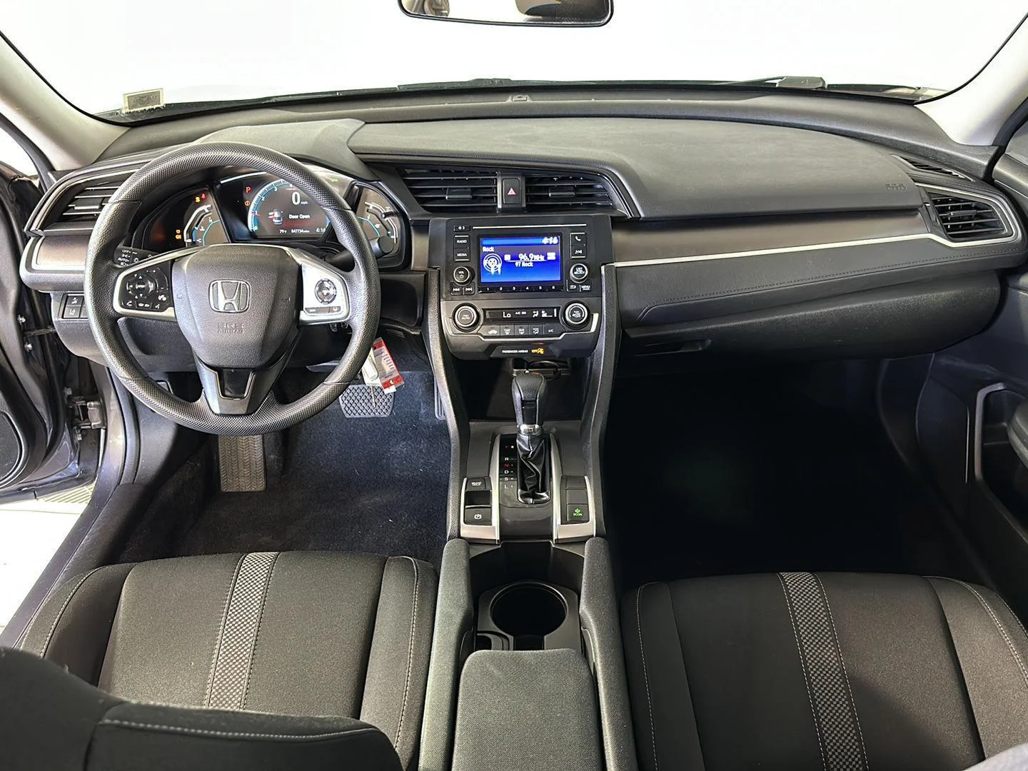 Used 2019 Modern Steel Metallic Honda LX image 2