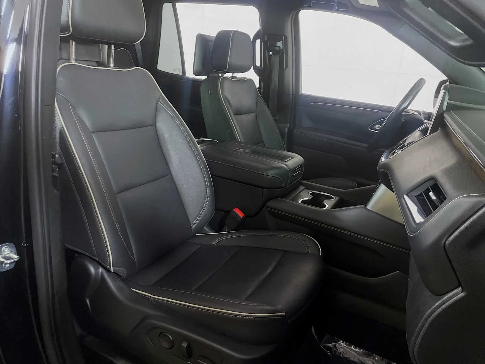 Used 2023 Black Chevrolet Premier image 30