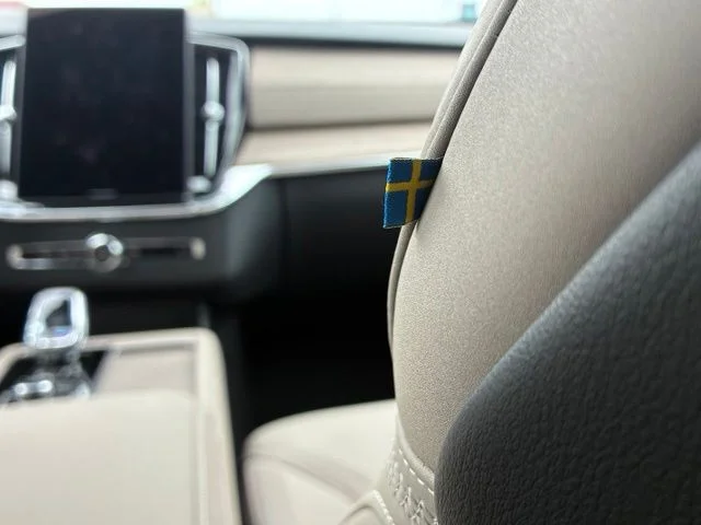 New 2026 Crystal White Volvo Plus image 23