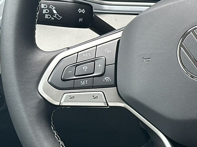 New 2026 White Volkswagen 1.5T SE image 25