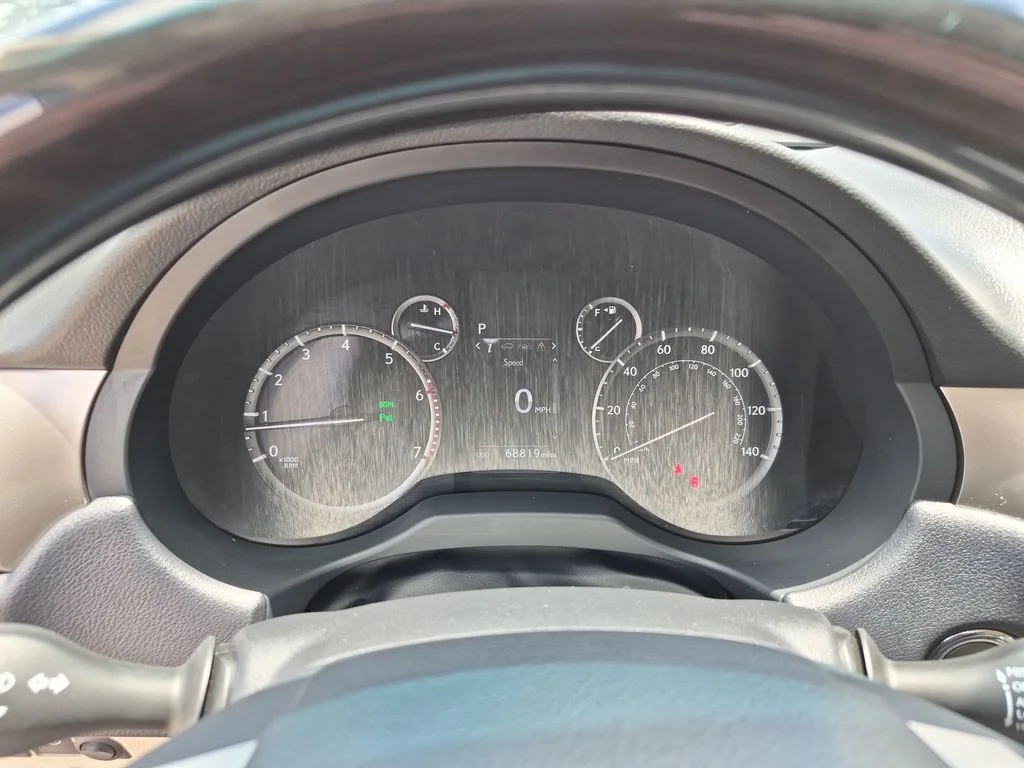 Used 2020 Black Lexus 460 image 21